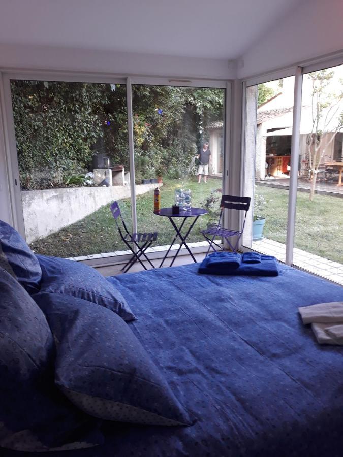 Dans Un Jardin Bb Et Jacuzzi Bed & Breakfast มองเดอลิเยอลานาปูล ภายนอก รูปภาพ