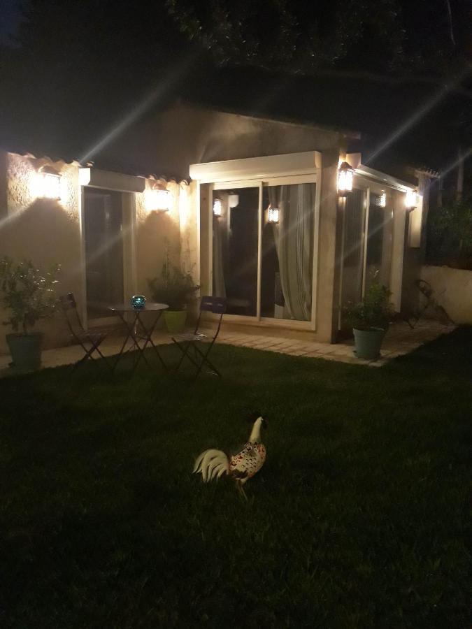 Dans Un Jardin Bb Et Jacuzzi Bed & Breakfast มองเดอลิเยอลานาปูล ภายนอก รูปภาพ