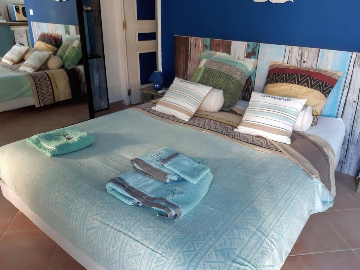 Dans Un Jardin Bb Et Jacuzzi Bed & Breakfast มองเดอลิเยอลานาปูล ภายนอก รูปภาพ