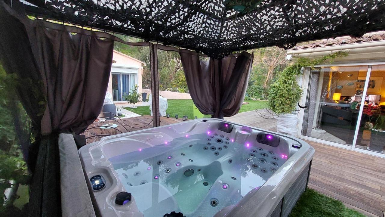 Dans Un Jardin Bb Et Jacuzzi Bed & Breakfast มองเดอลิเยอลานาปูล ภายนอก รูปภาพ