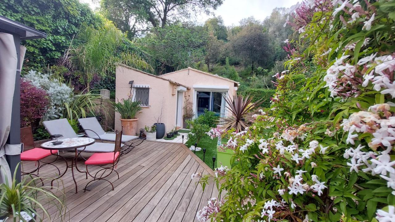 Dans Un Jardin Bb Et Jacuzzi Bed & Breakfast มองเดอลิเยอลานาปูล ภายนอก รูปภาพ